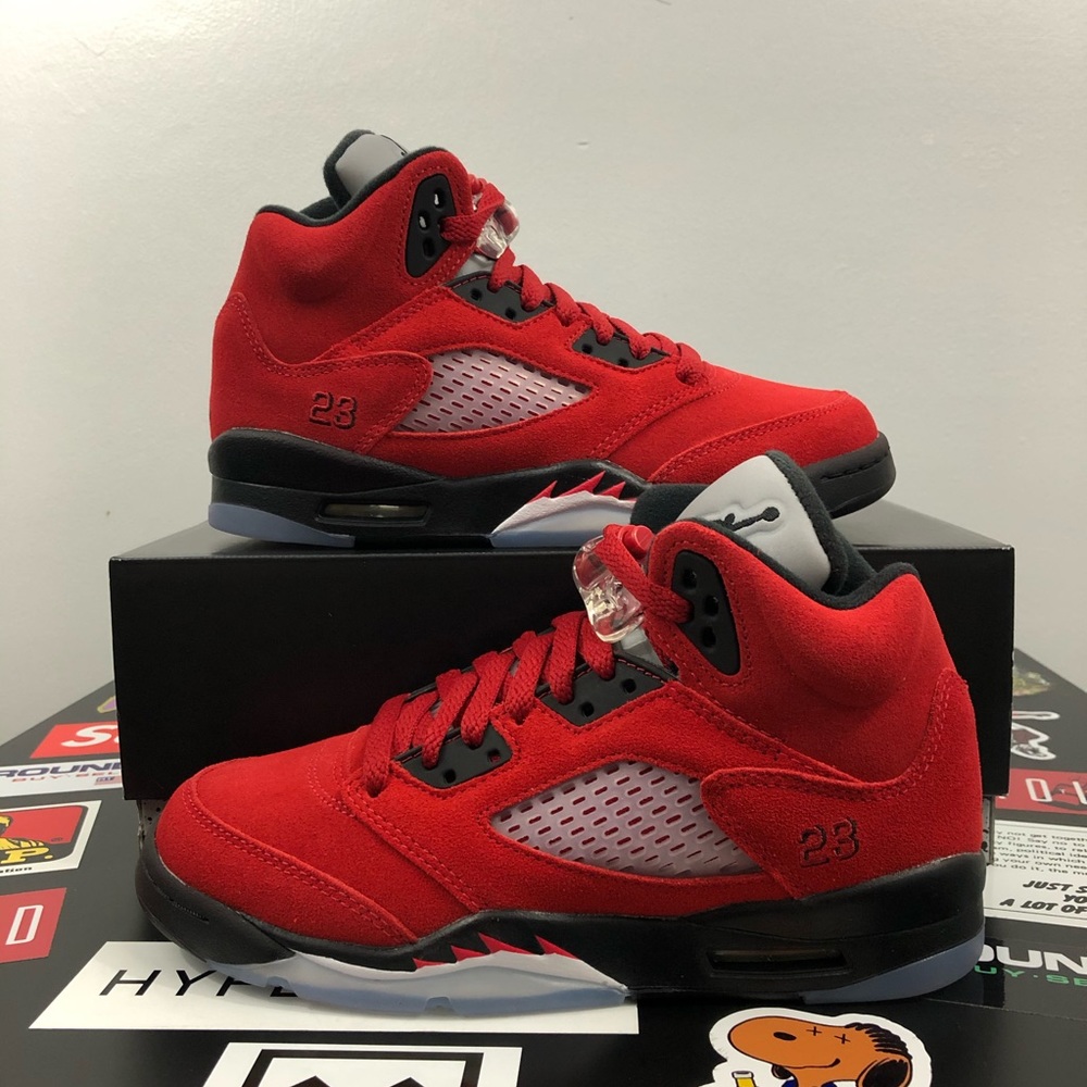 Air Jordan 5 Retro Raging Bull 🐂